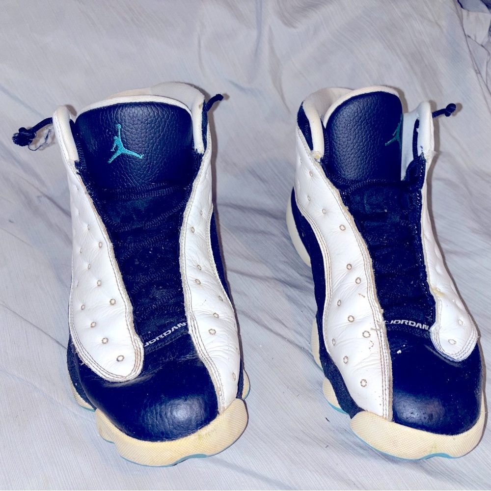 Jordan 13 retro GS pretty good shape. Couple scuff marks, still clean up good